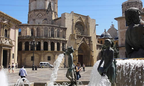 https://freefun.guide/wp-content/uploads/2019/08/valencia-cathedral.jpg