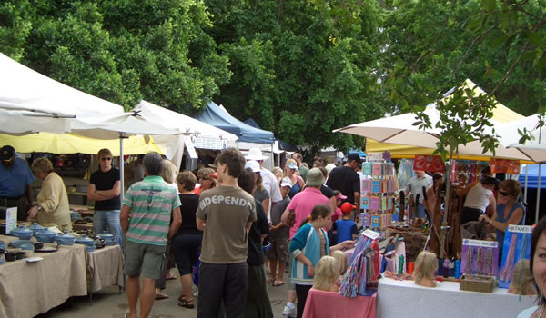 Eumundi market