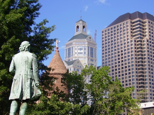 https://freefun.guide/wp-content/uploads/2020/01/hartford-skyline-2.jpg