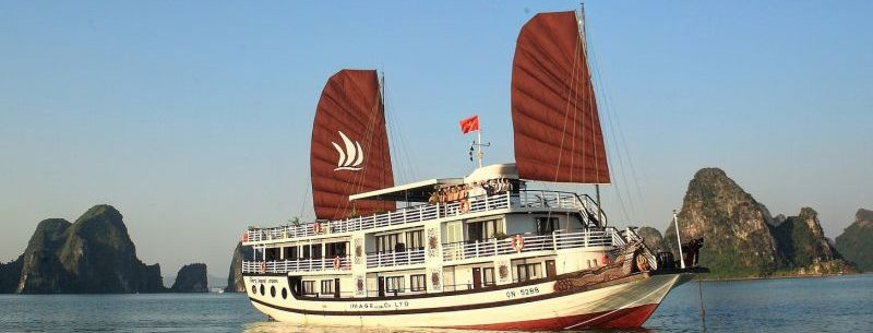 Junk Boat Tour Ha Long Bay Vietnam