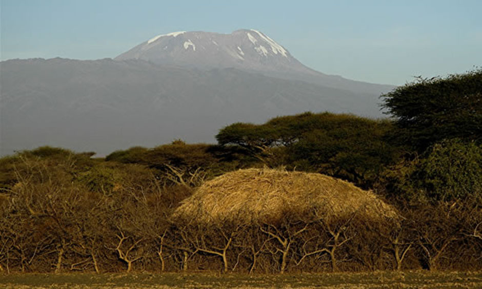 tanzania-masai-village-kilimanjaro