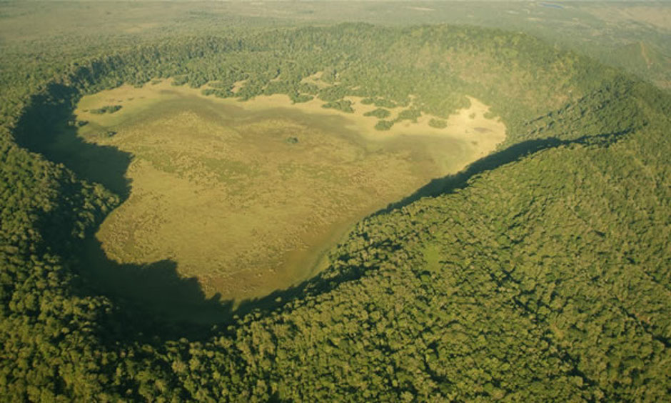 tanzania-ngurodotu-crater-aerial