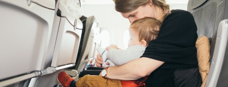 Plane Trip with a Baby or Toddler: A Survival Checklist