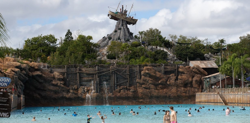 Typhoon Lagoon Surf Pool