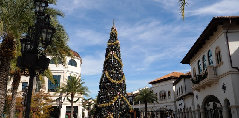 Disney Springs Christmas Decorations