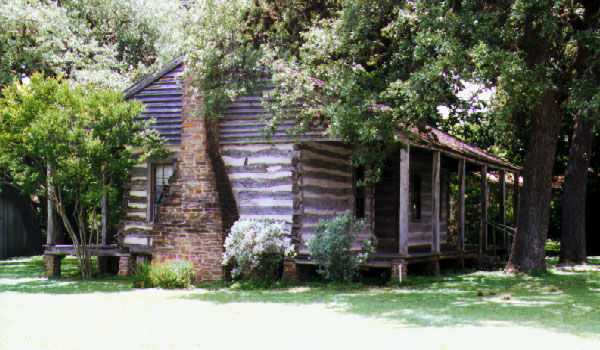 https://freefun.guide/wp-content/uploads/2020/08/seguin-campbell-log-cabin.jpg