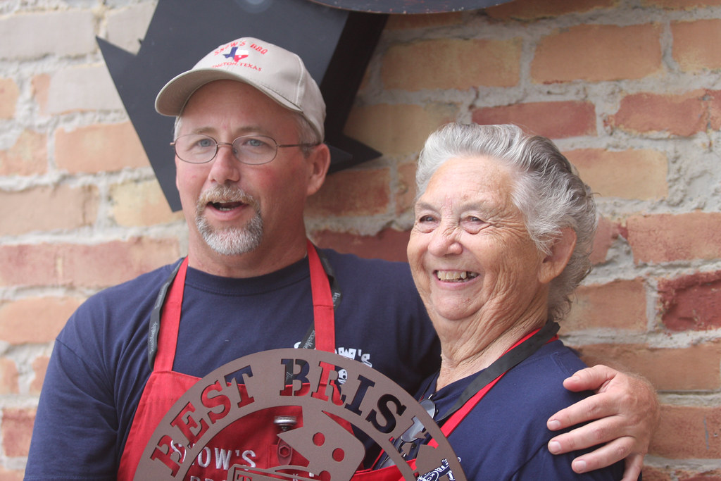 Snow's Barbecue: Kerry Bexley and Ms. Tootsie Tomanetz