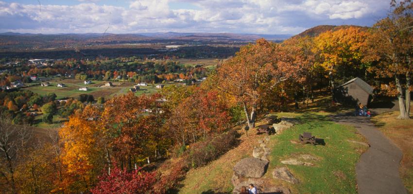 Mt Sugarloaf MA