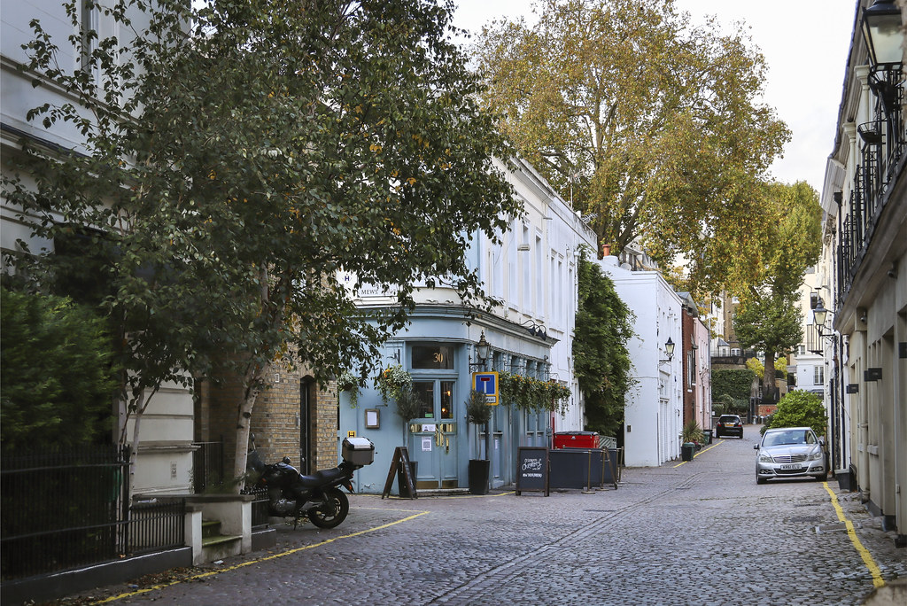 Queen’s Gate Mews