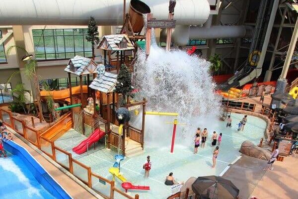 Wild Waterdome Indoor Waterpark - Wilderness at the Smokies