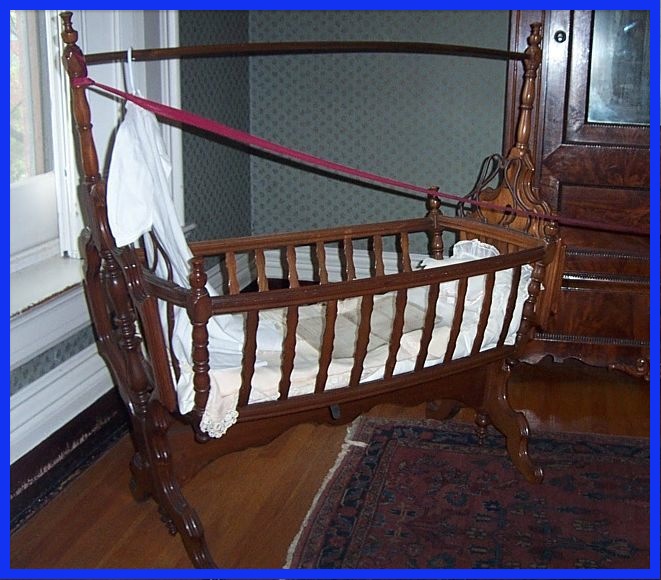 Brennen House Cradle