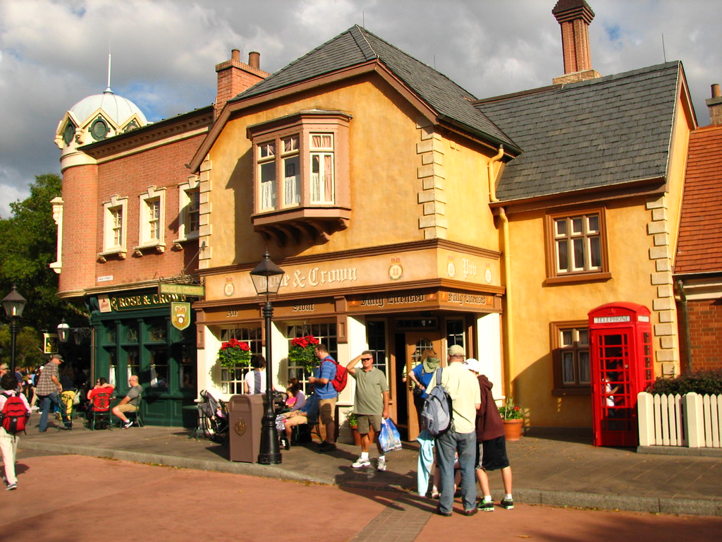 Epcot - UK Pavilion - Rose & Crown Pub