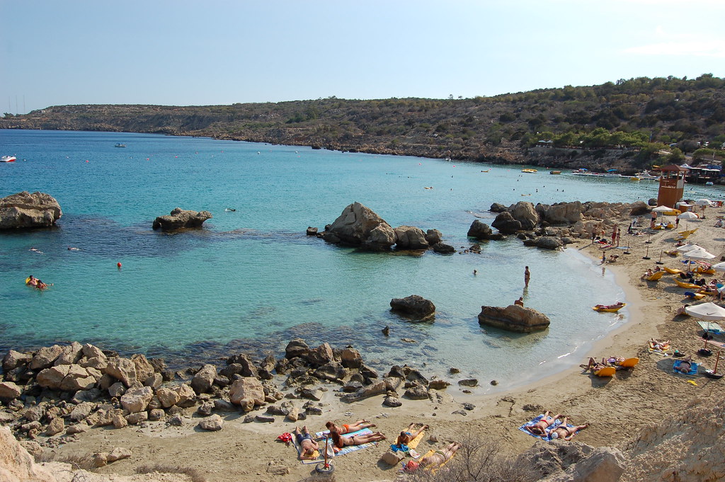 Konnos Bay